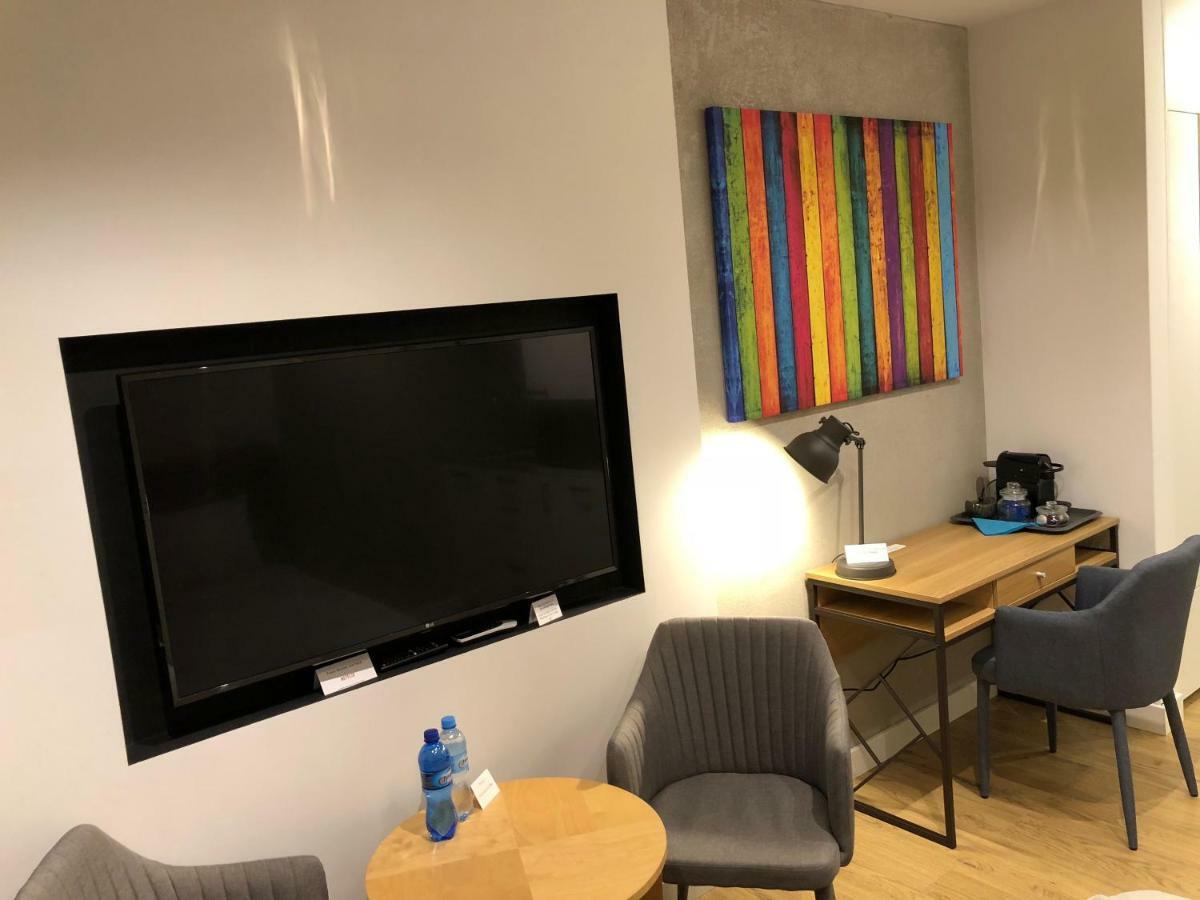 Like At Home ワルシャワ エクステリア 写真